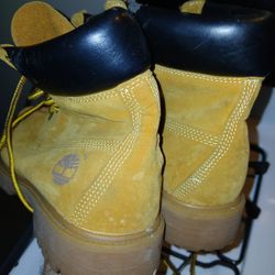 Size 8 Timberland Buckwheats