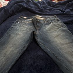 Boyfriend Cropped Jeans
