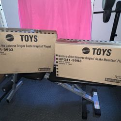 Masters of the Universe Origins playsets- Castle Grayskull and Snake Mountain