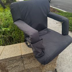 Foldable Chair Used For Bleachers 