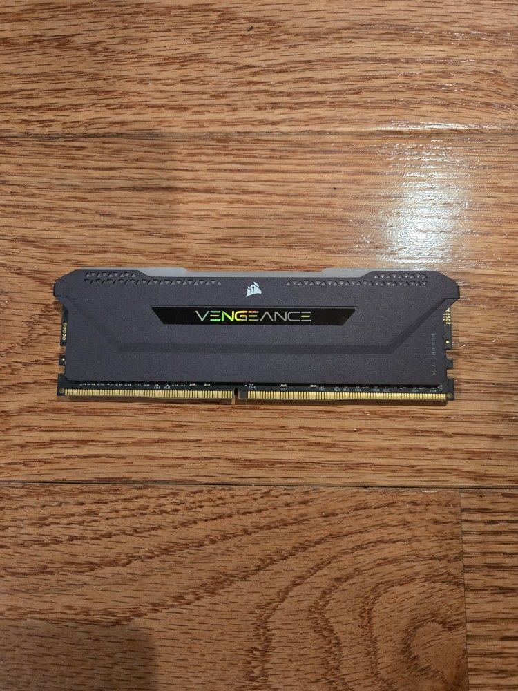 Corsair Vengeance RGB 16gb DDR4 RAM
