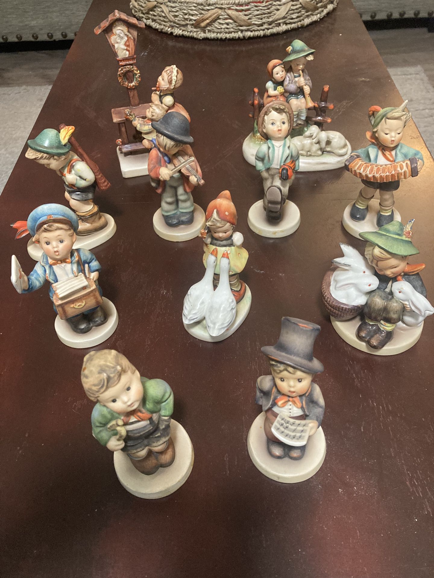 Hummel Figurines For Sale $275 For All Or $25 Each