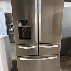 Whirlpool stainless steel refrigerator 36w”-60 DAY WARRANTY