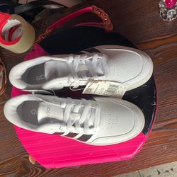 New  Adidas  5/5 