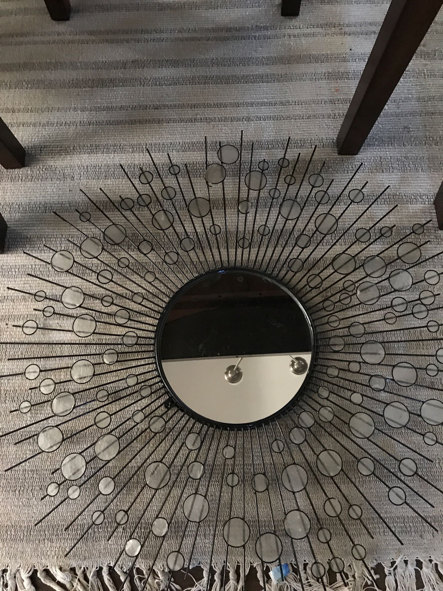 Wall decor with mirror