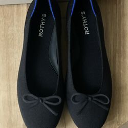 Rothy’s Black ballet Flats 9.5
