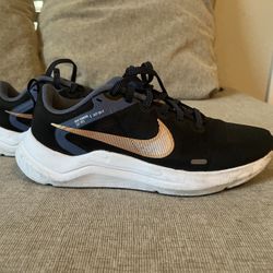 Nike Running Shoes 7 M