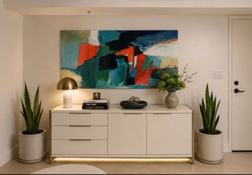 Credenza