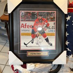 mike green framed autographed picture 