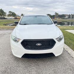 2019 Ford Taurus
