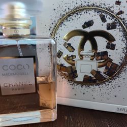 2023 Christmas Chanel Box And Coco Chanel Perfume 