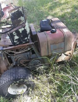 Grass hopper lawn mower 60 inch cut