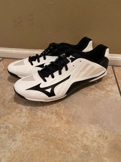 Mizuno Baseball Cleats