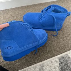 Blue Uggs Size 4 