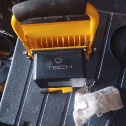 Free Rechargeable Led Floodlight