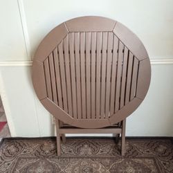 32" ROUND SOLID WOOD FOLDING PATIO TABLE 