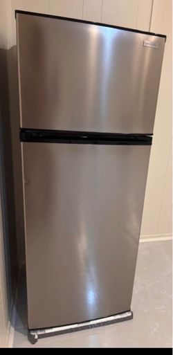 Vissani Stainless Steel Top Freezer Refrigerator