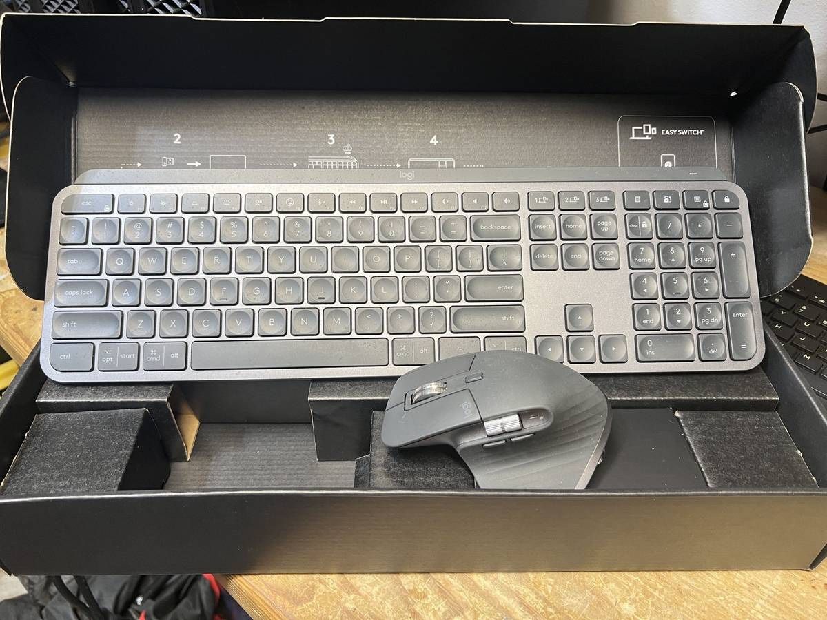 Logitech MX Key for Business, Logitech MX Master 3 Wireless Mouse