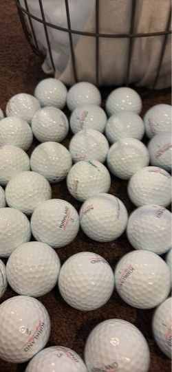 50 Mint Kirkland golf balls