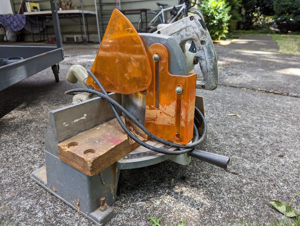 Mitre Saw