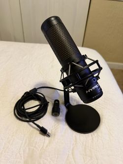 HyperX USB Condenser Microphone with Stand
