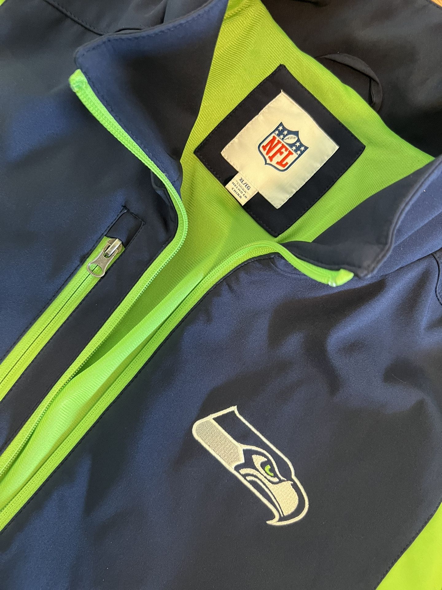 Seattle Seahawks Rain Jacket XL
