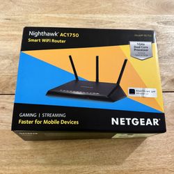 Netgear R6700 AC1750 Dual-Band WiFi Router