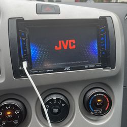 JVC Touchscreen Stereo