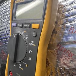 Fluke 115 True RMS
