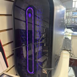 Alienware Ryzen 9 Aurora R14 gaming PC with monitor, Keyboard, and mouse