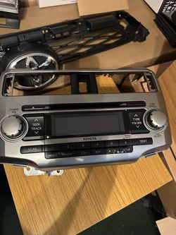Toyota 4Runner radio