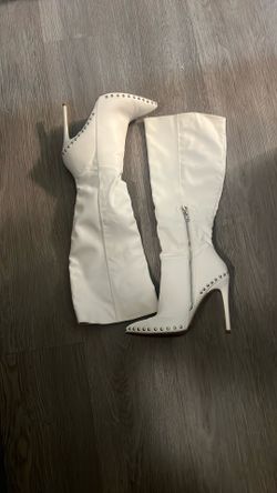 Fashion Nova White Boots High Heel 