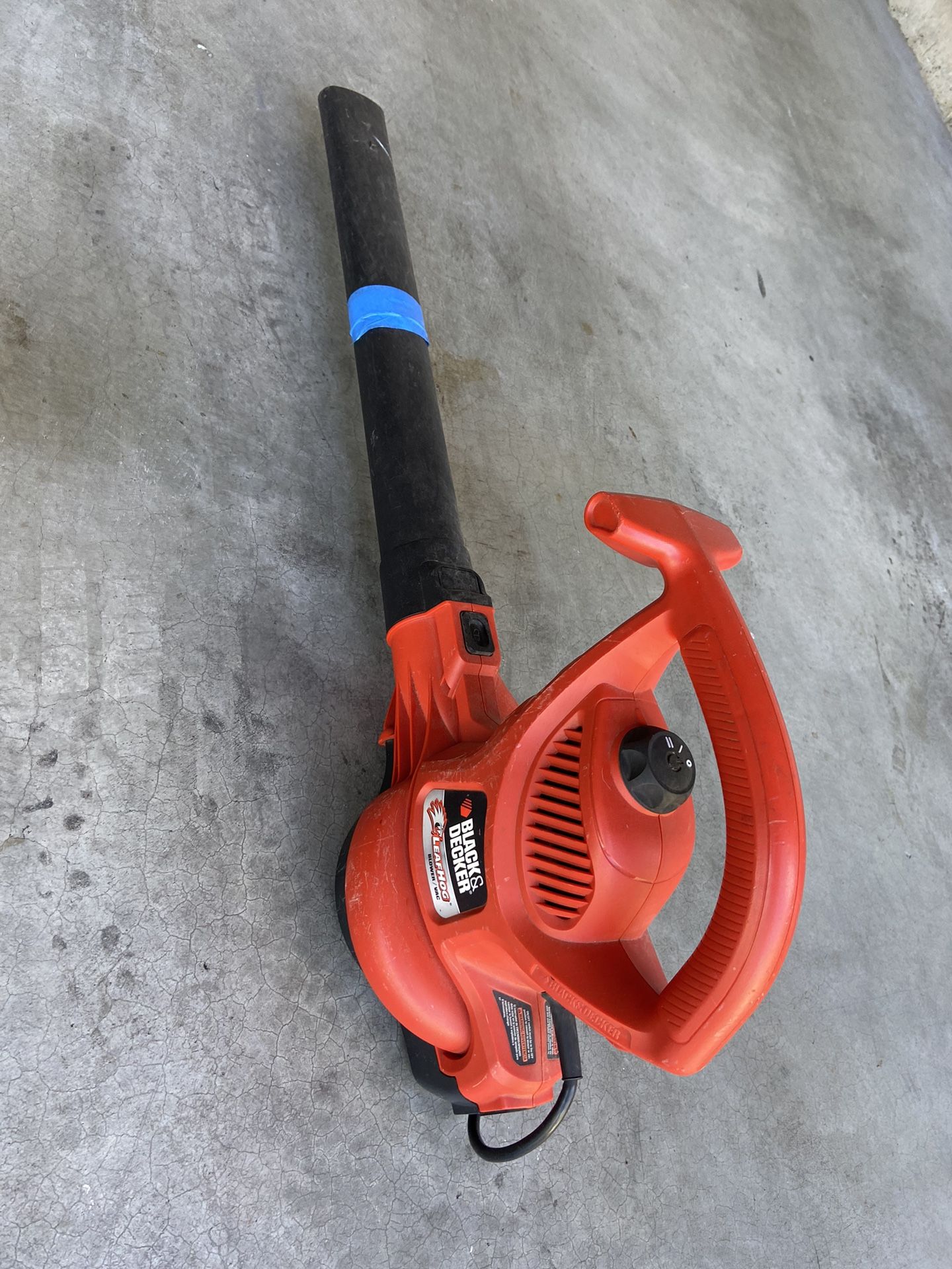 Black+Decker Leaf Hog Corded Electric Blower 