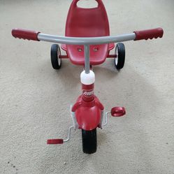 Radio Flyer Trike/ Tri Cycle With Handle To Push Best For Kids 2-5 Years