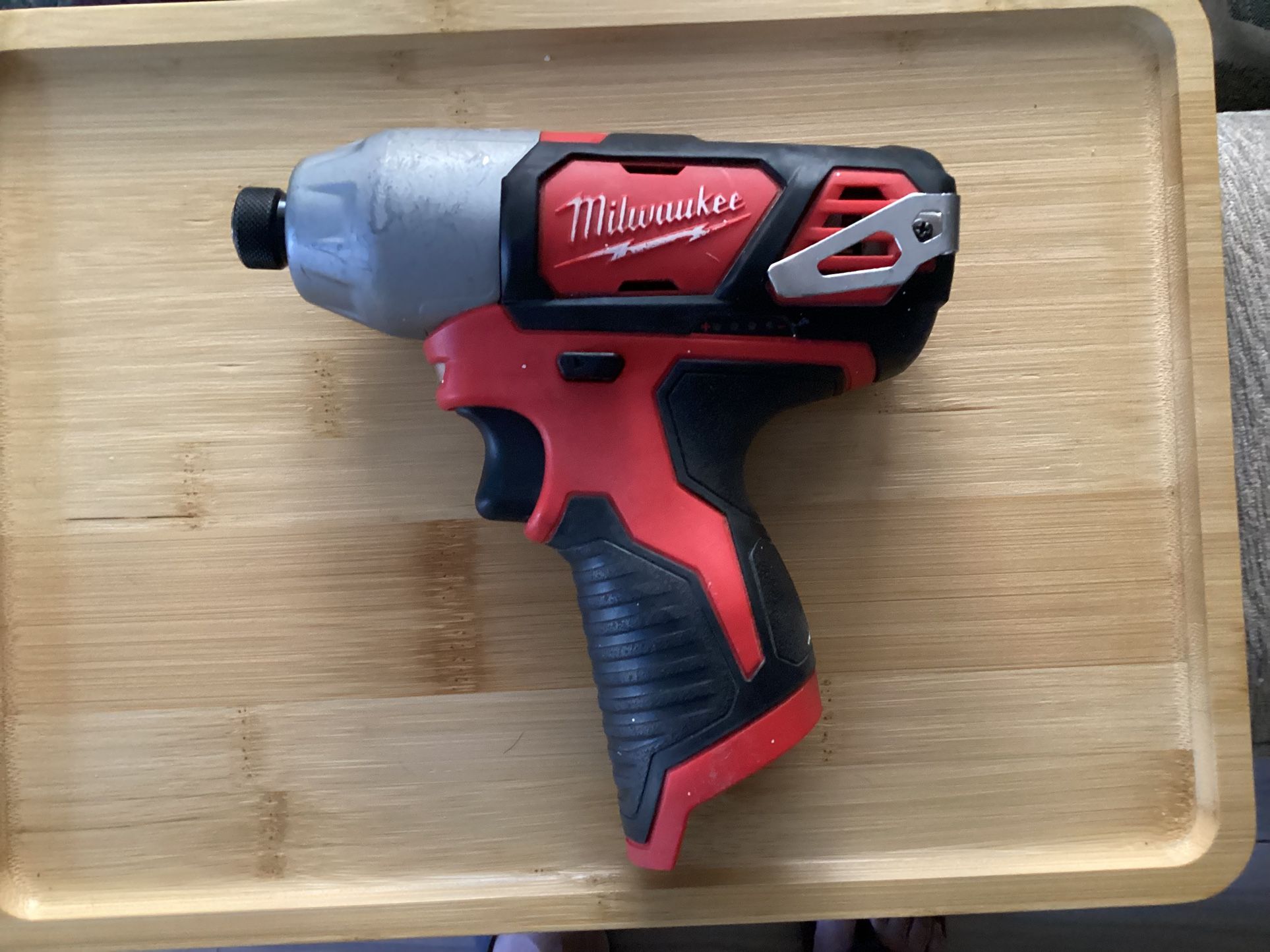 MILWAUKEE IMPACT DRILL