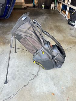 Vessel 4 way (COBRA) kick stand bag