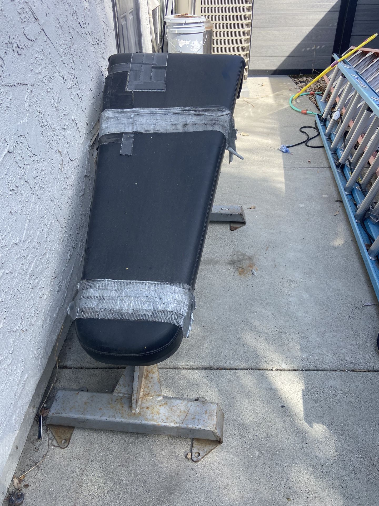 FREE Decline Weight Bench AS IS