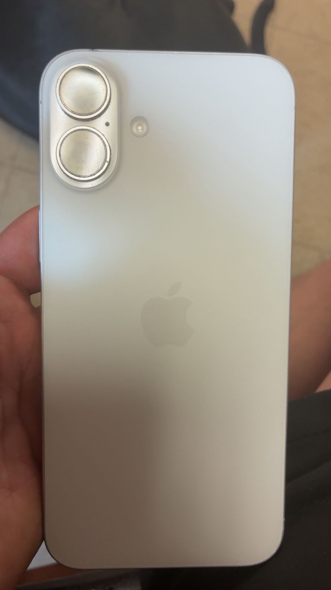 iPhone 16 Plus