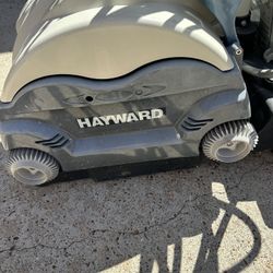 Hayward Shark Vac XL Pool Vacuum 