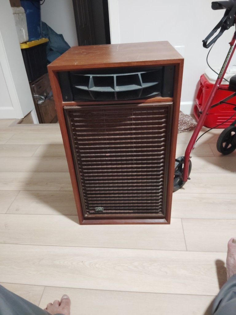 Vintage JVC 4way Speakers Model Number 5341k
