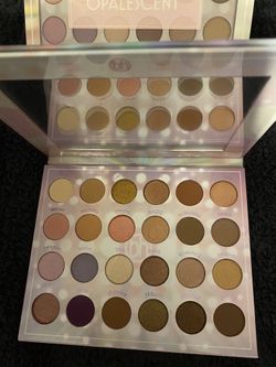 Opalescent 24 Color Shadow Palette