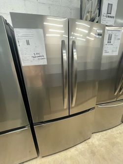 Frigidaire Stainless Steel French Door Refrigerator