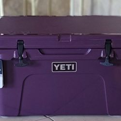 Yeti Tundra 45 Cooler 