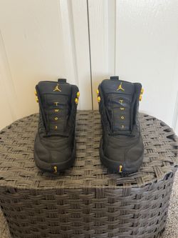 Jordan 12 Black Taxi