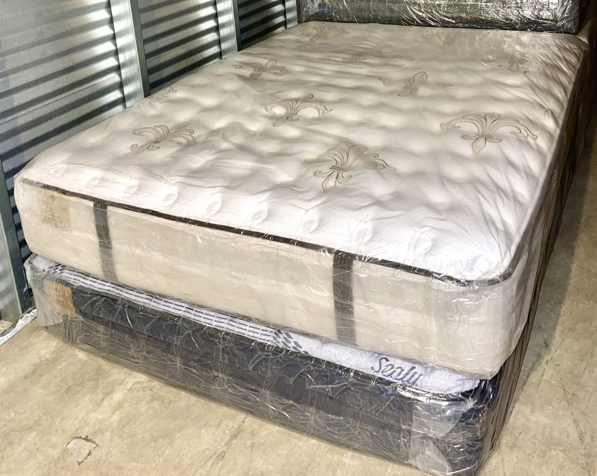 Branded Mattres Sale > New Stearns & Foster Queen Size Mattress - Delivery Available To All Cities 🚚