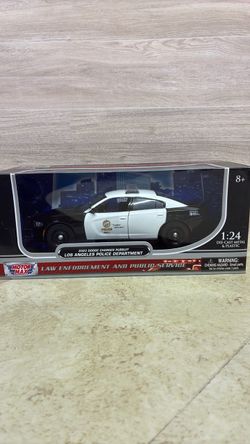Motor Max 1:24 LAPD 2023 Dodge Charger Pursuit Die-Cast