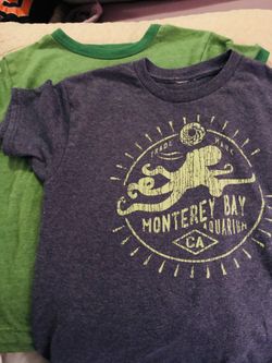 Boys t-shirts size S