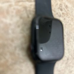 Apple Watch Series 8 (GPS + Cellular)