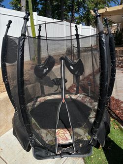 Trampoline
