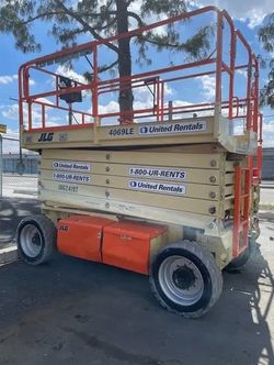 2017 JLG 4069LE- 40’ Scissor Lift